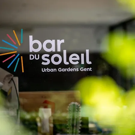 Semesteranläggning (resort) Urban Gardens